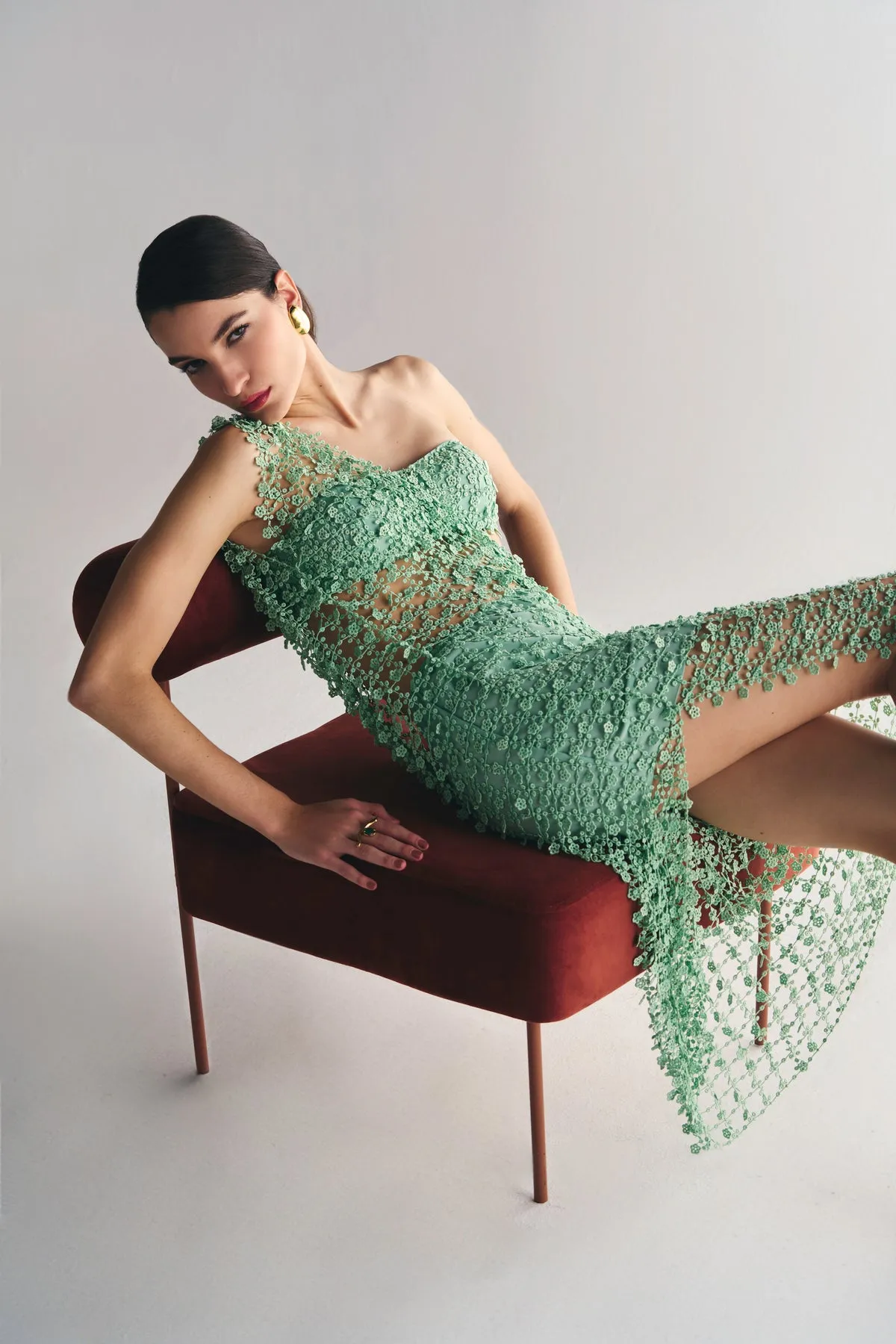 Vestido Assimétrico Rendado